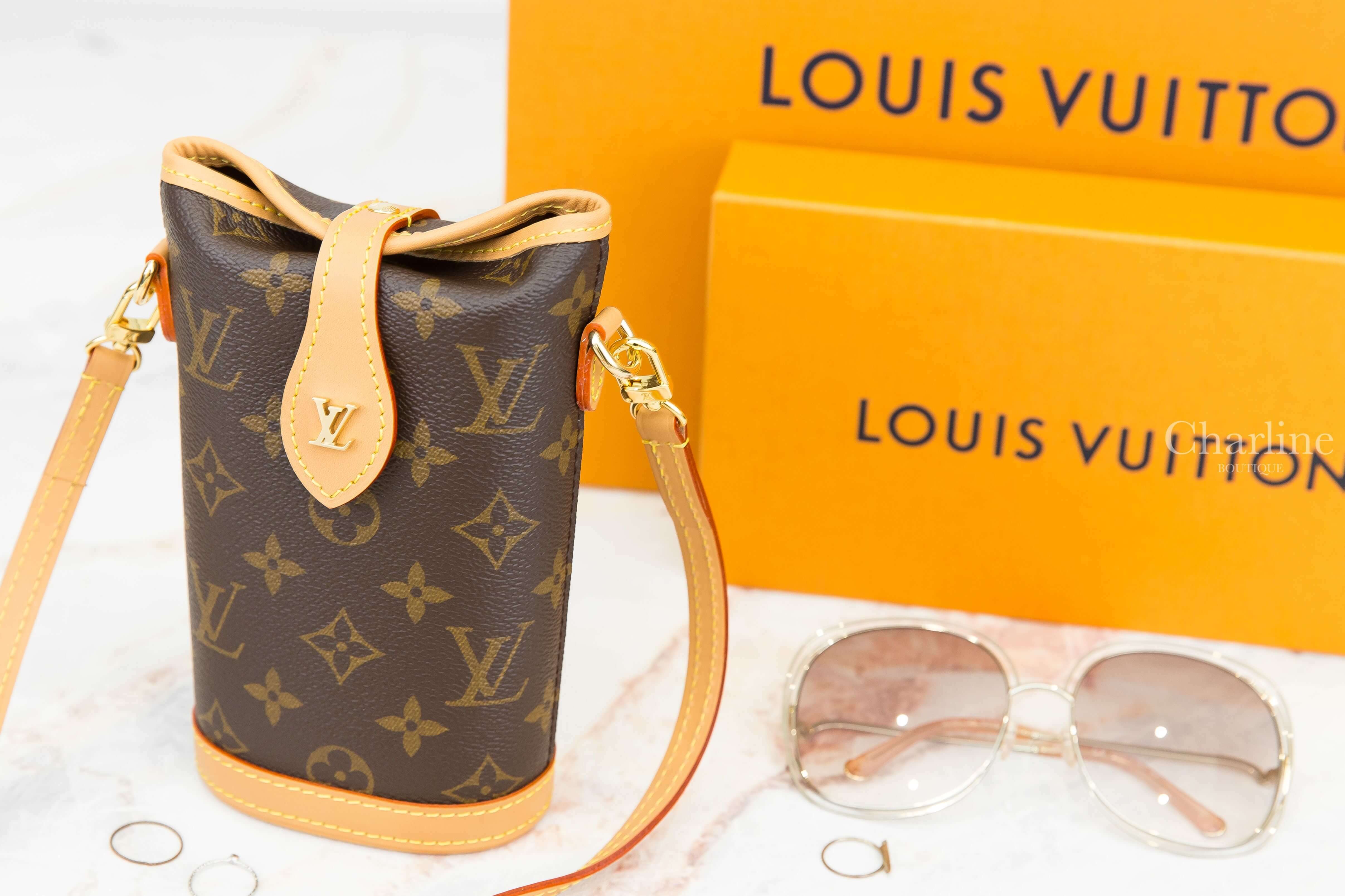 Louis Vuitton Fold Me Pouch 咖啡色老花帆布金色LV肩背包-Charline Boutique 精品代購