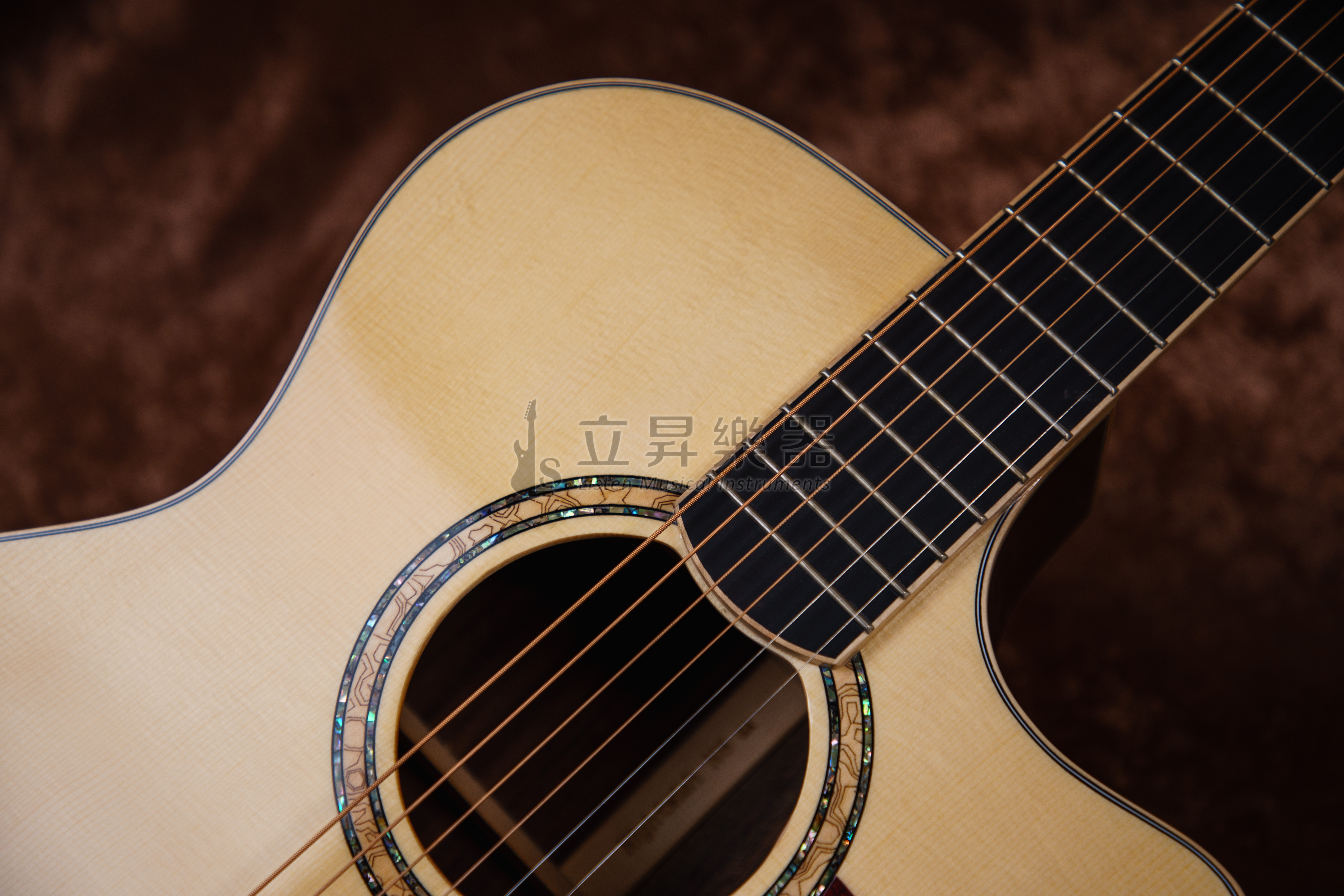 Nightwish N8 NW-N8GC 雲杉木 面單木吉他 附原廠厚袋