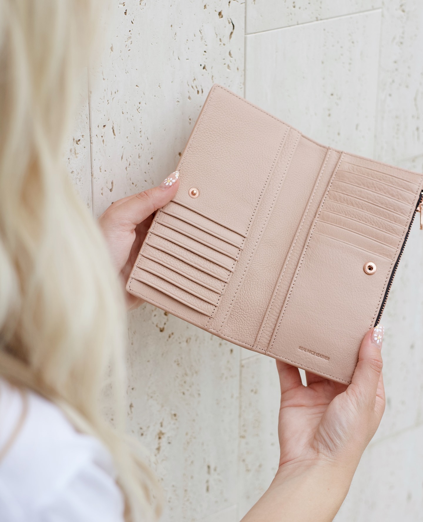 IN THE BEGINNING 長夾 / 淺粉色