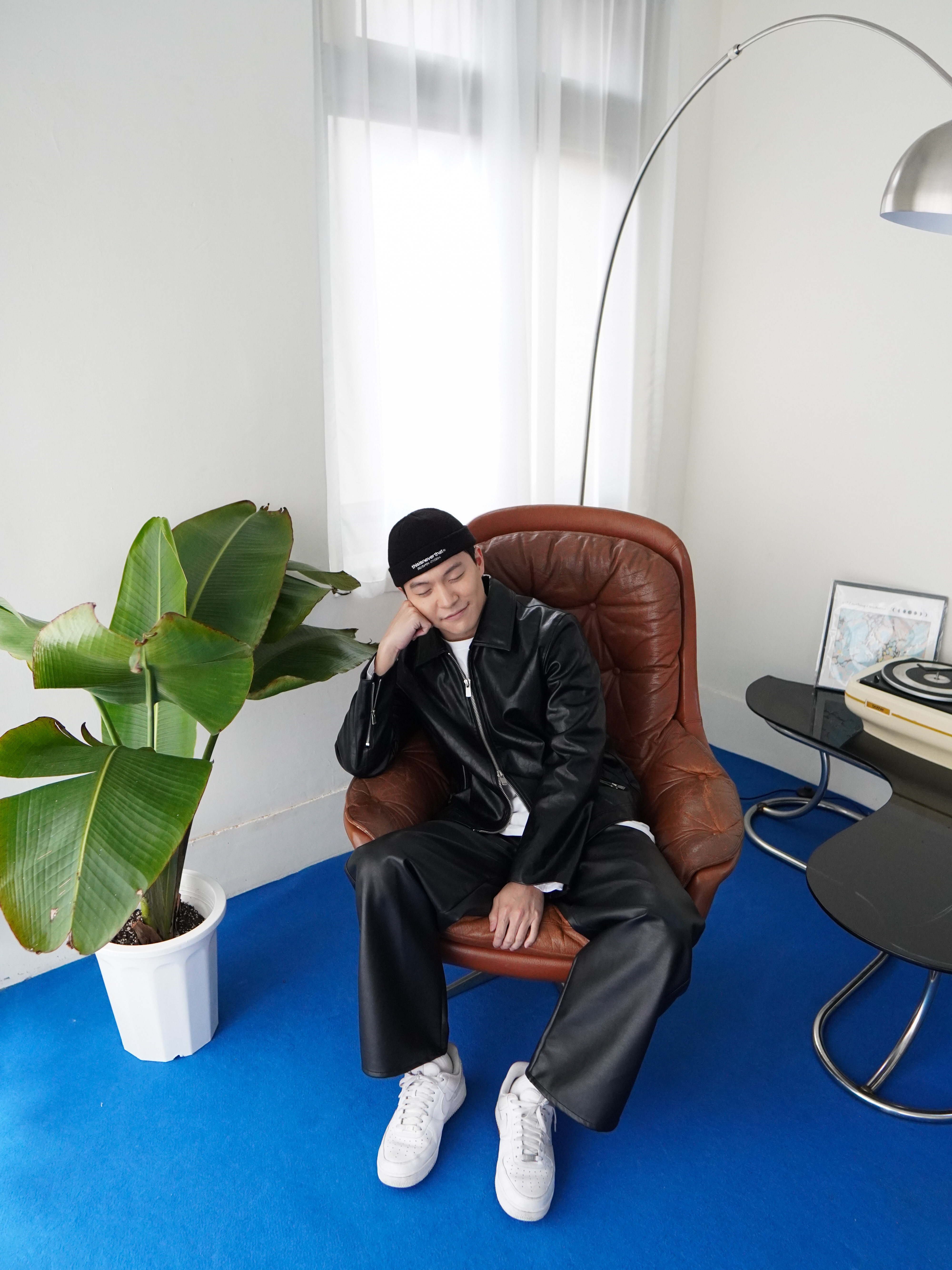 現貨｜今年必收！復古紋路感亮皮外套