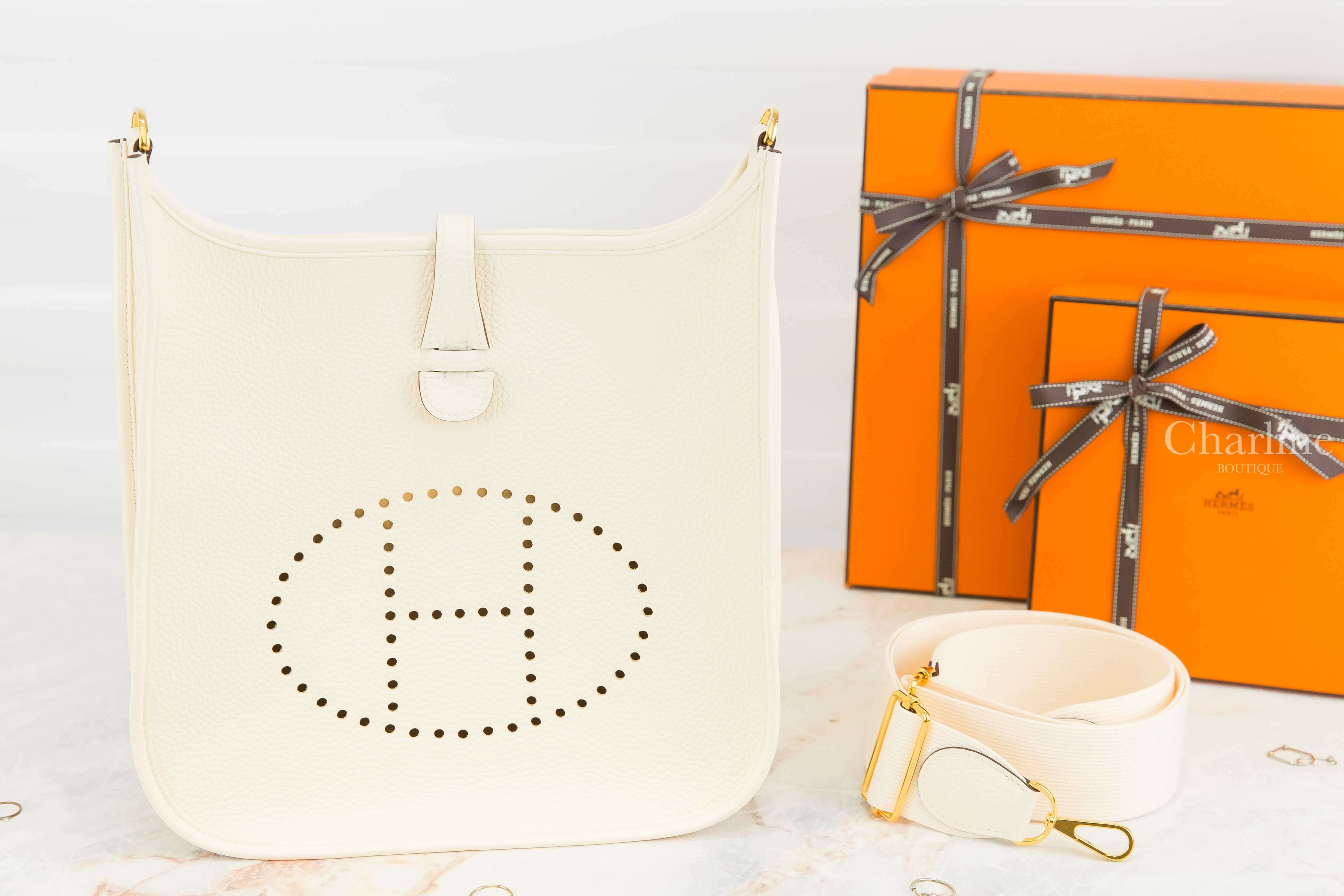 Hermès Evelyne 29cm I2 Nata Taurillon Clemence Z刻奶油白金釦白色背帶簍空洞洞肩背包-Charline Boutique 精品代購