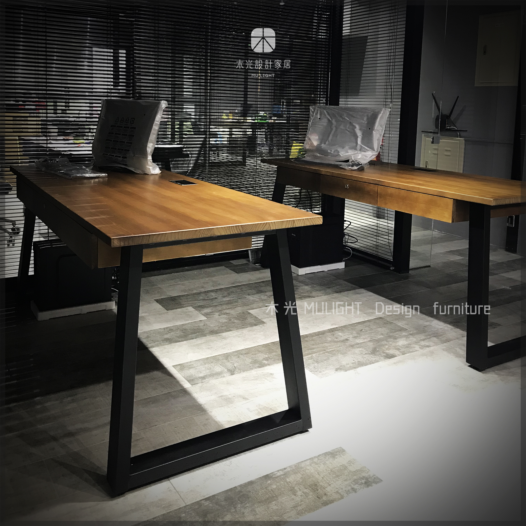 造型斜角收納實木書桌|可訂製