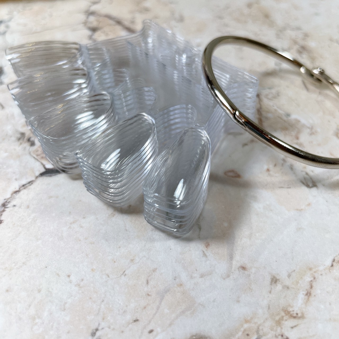 皇冠色卡鐵環甲片