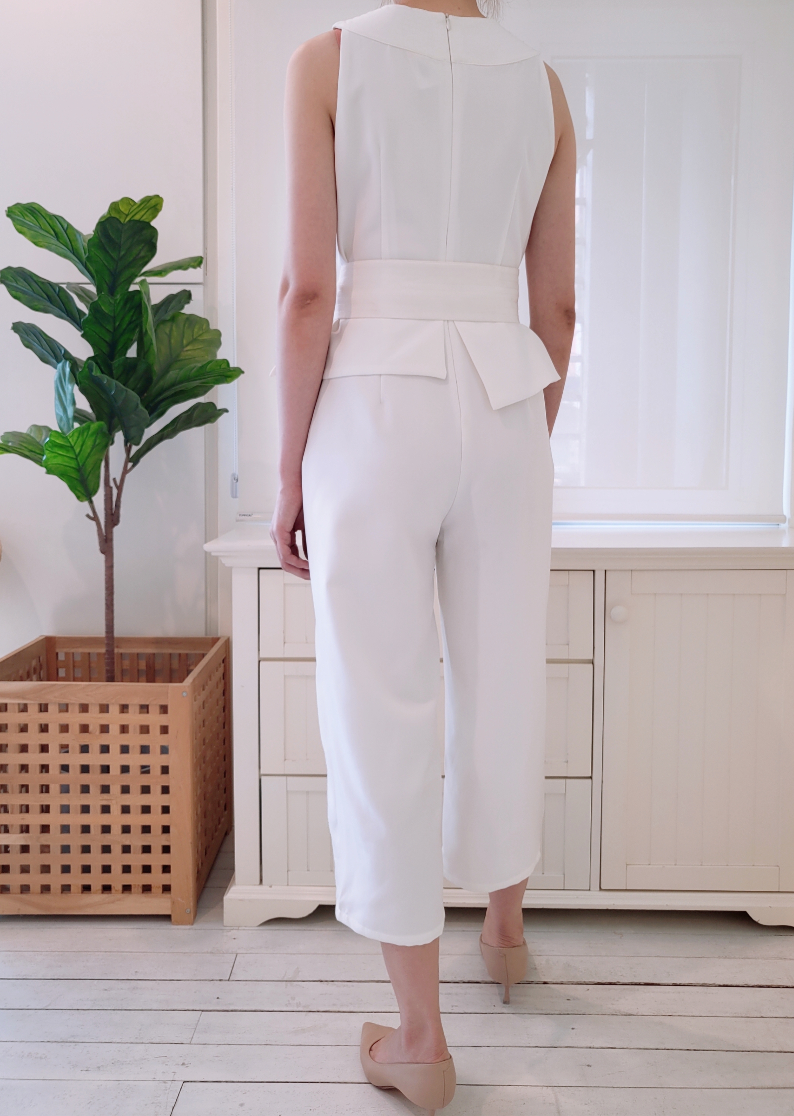 V NECK PEPLUM LONG JUMPSUIT
