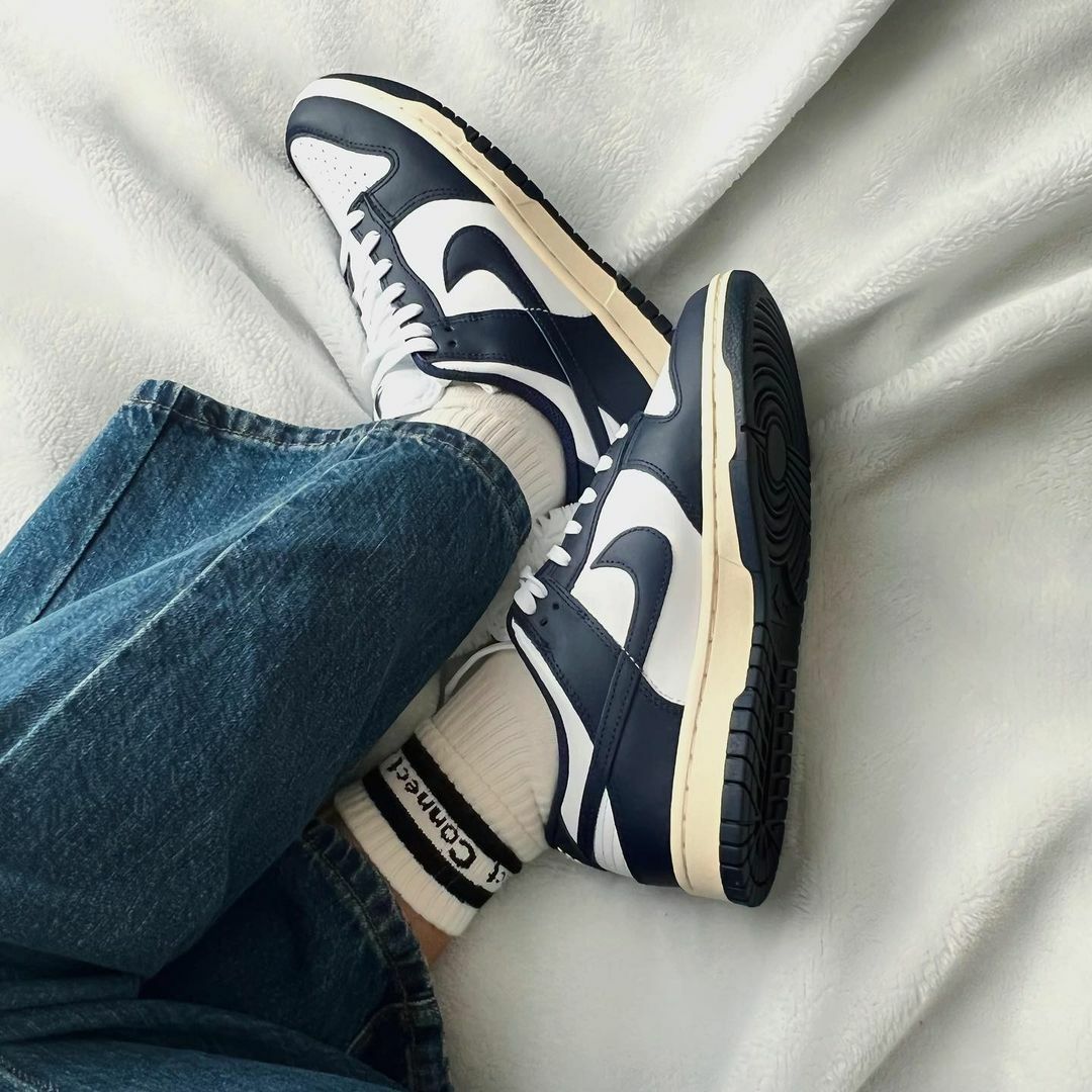 Nike Dunk Low Vintage Navy