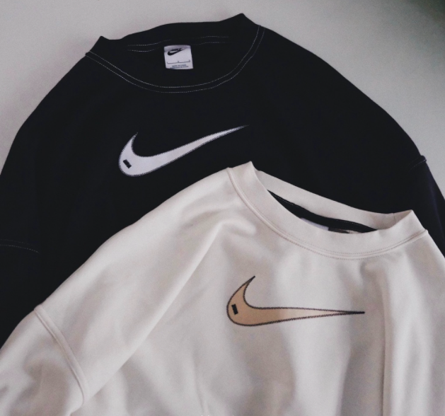 Nike Swoosh 短身版 大學T Logo Sweatshirt