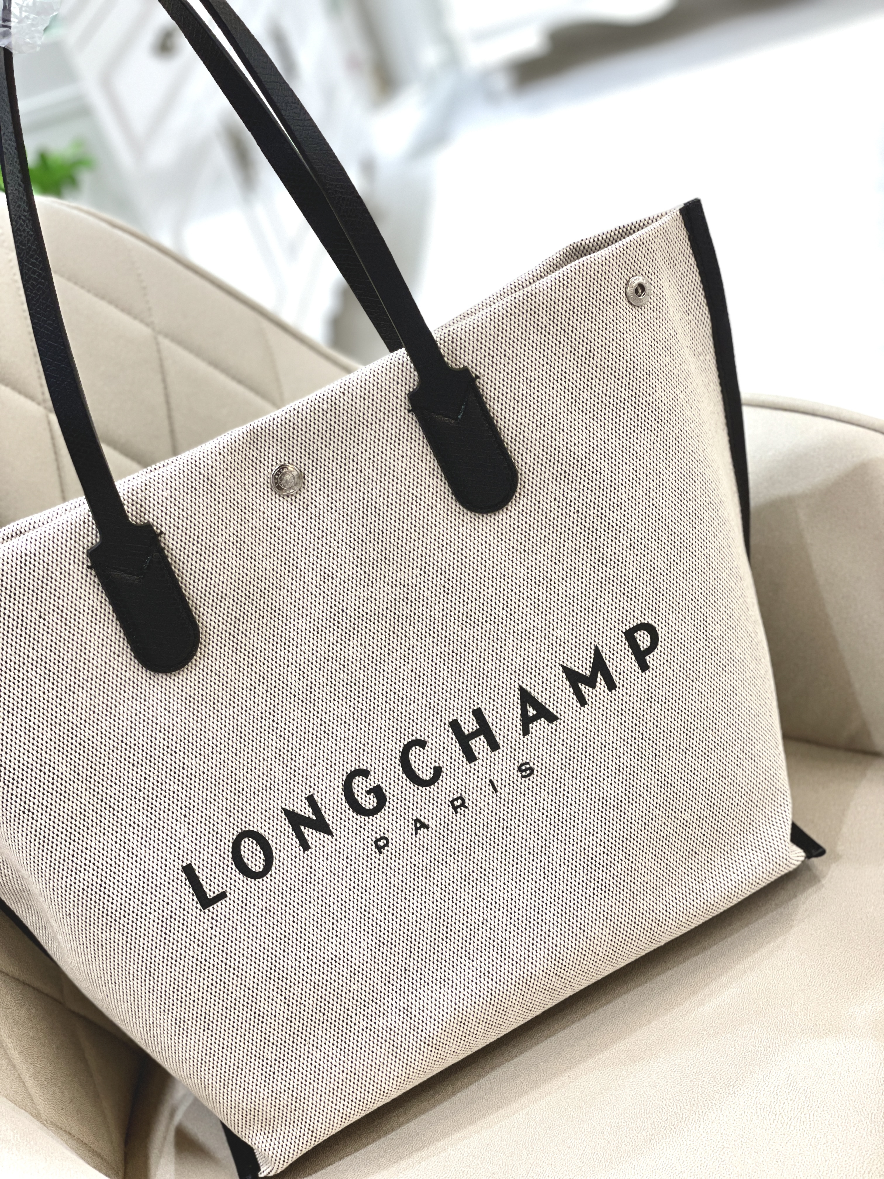 LONGCHAMP Essential L Tote
