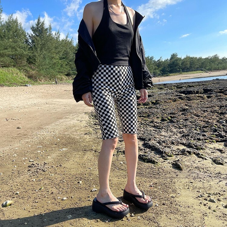 格紋五分褲(-25%)