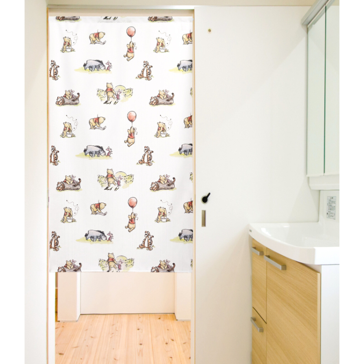 迪士尼小熊維尼門簾 85 x 150 cm 水彩風 #CM22D-97196