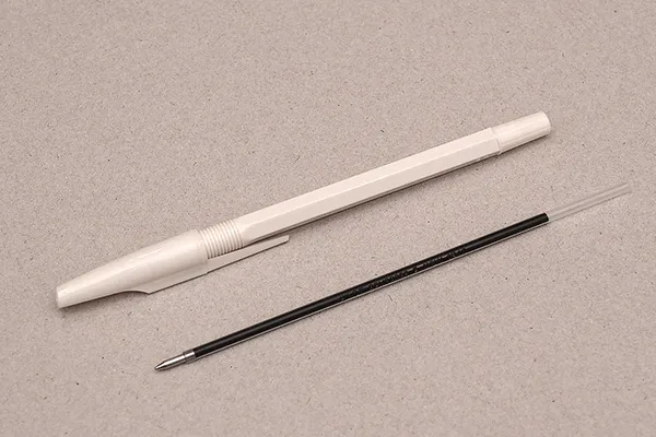 復古白桿、超滑順原子筆芯