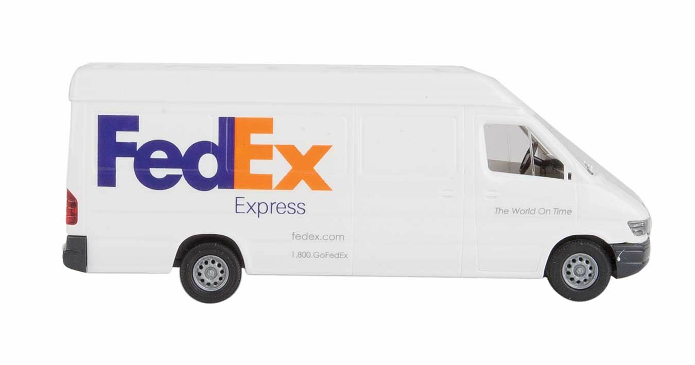 SceneMaster 949-12203 HO Scale Delivery Van FedEx Express