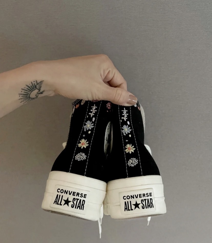 Converse Chuck Taylor 刺繡春日小花花 高筒厚底黑