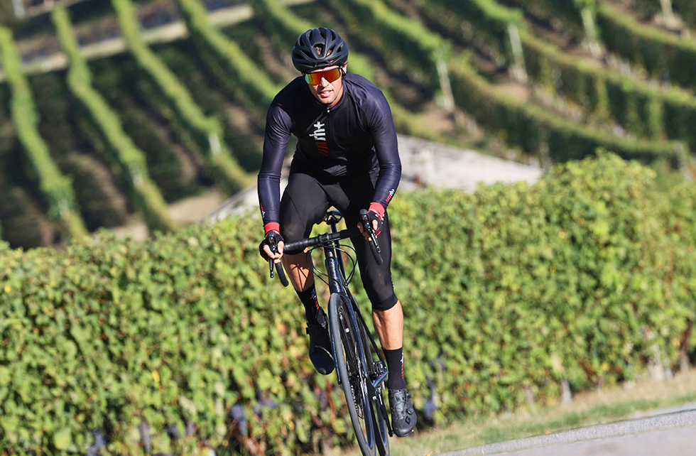 ZeroRH,男車衣,男車褲,義大利,,自行車推薦,單車推薦,車衣推薦,車褲推薦,環法推薦,自行車衣,公路車,自行車褲,三鐵,單車推薦