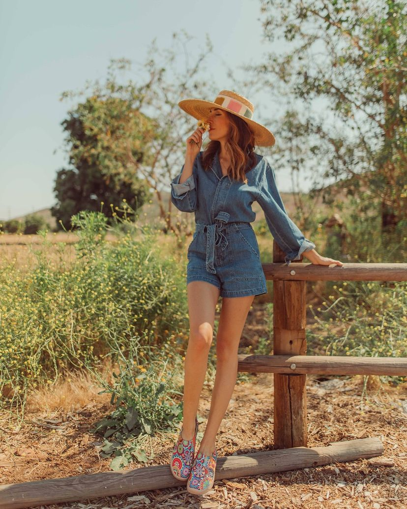 【 Uin 】西班牙原創設計 | 花花世界 女鞋 彩繪鞋 休閒鞋 懶人鞋