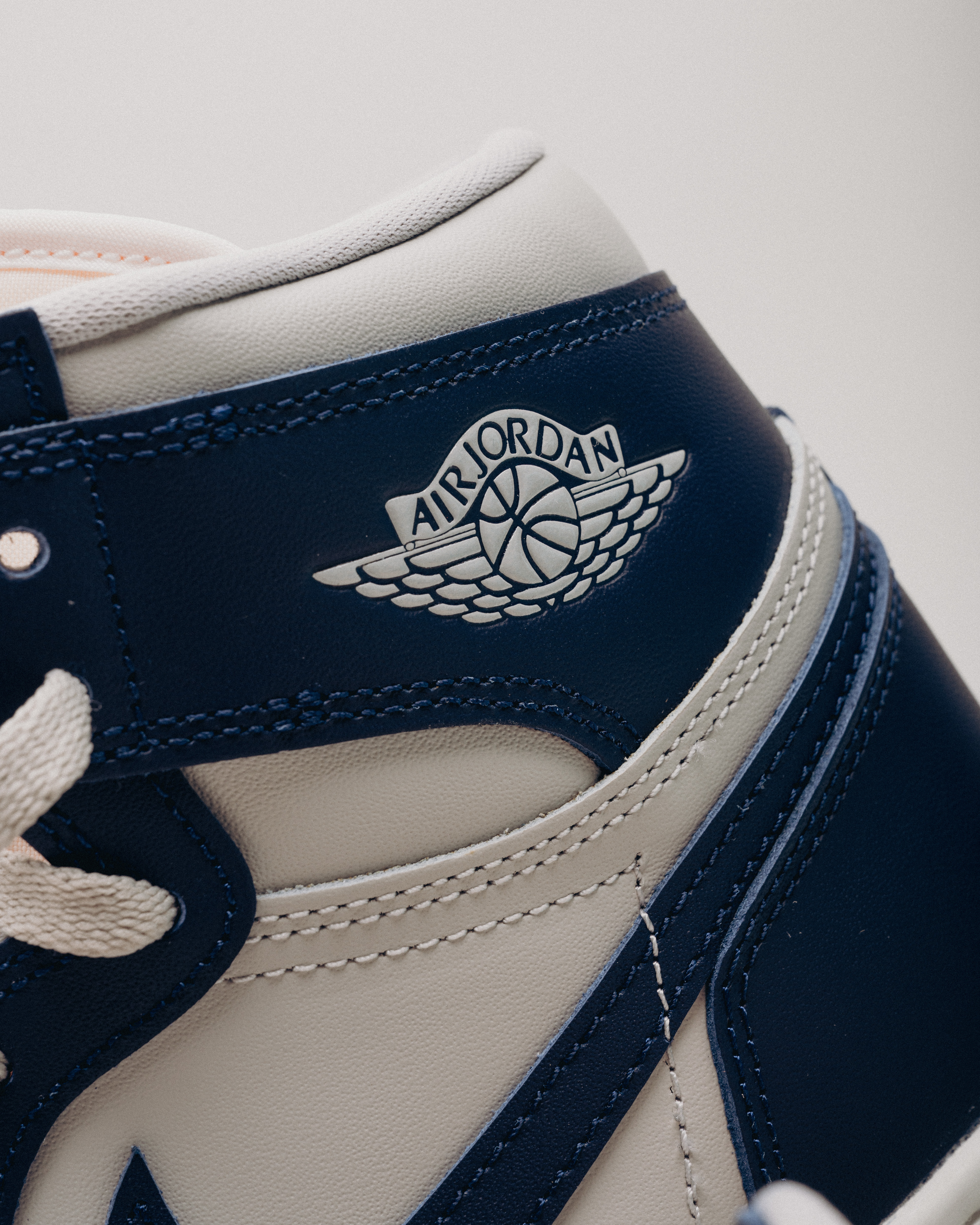 Air Jordan Retro 1 High 85' Georgetown BQ4422-400 Air Jordan Retro 1 High 85' Georgetown BQ4422-400