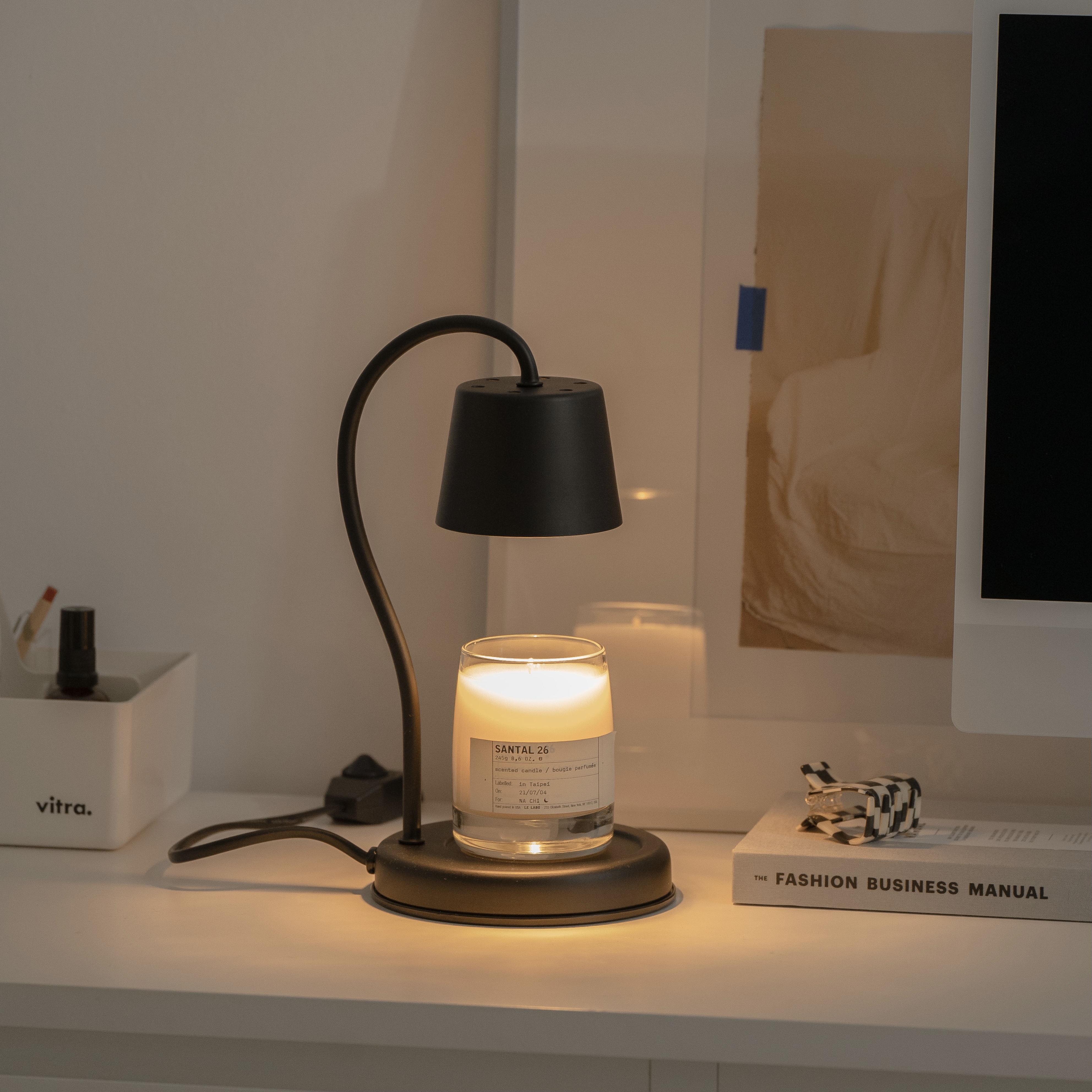 經典款 (黑色) 融蠟燈 香氛蠟燭暖燈 - HOOOME