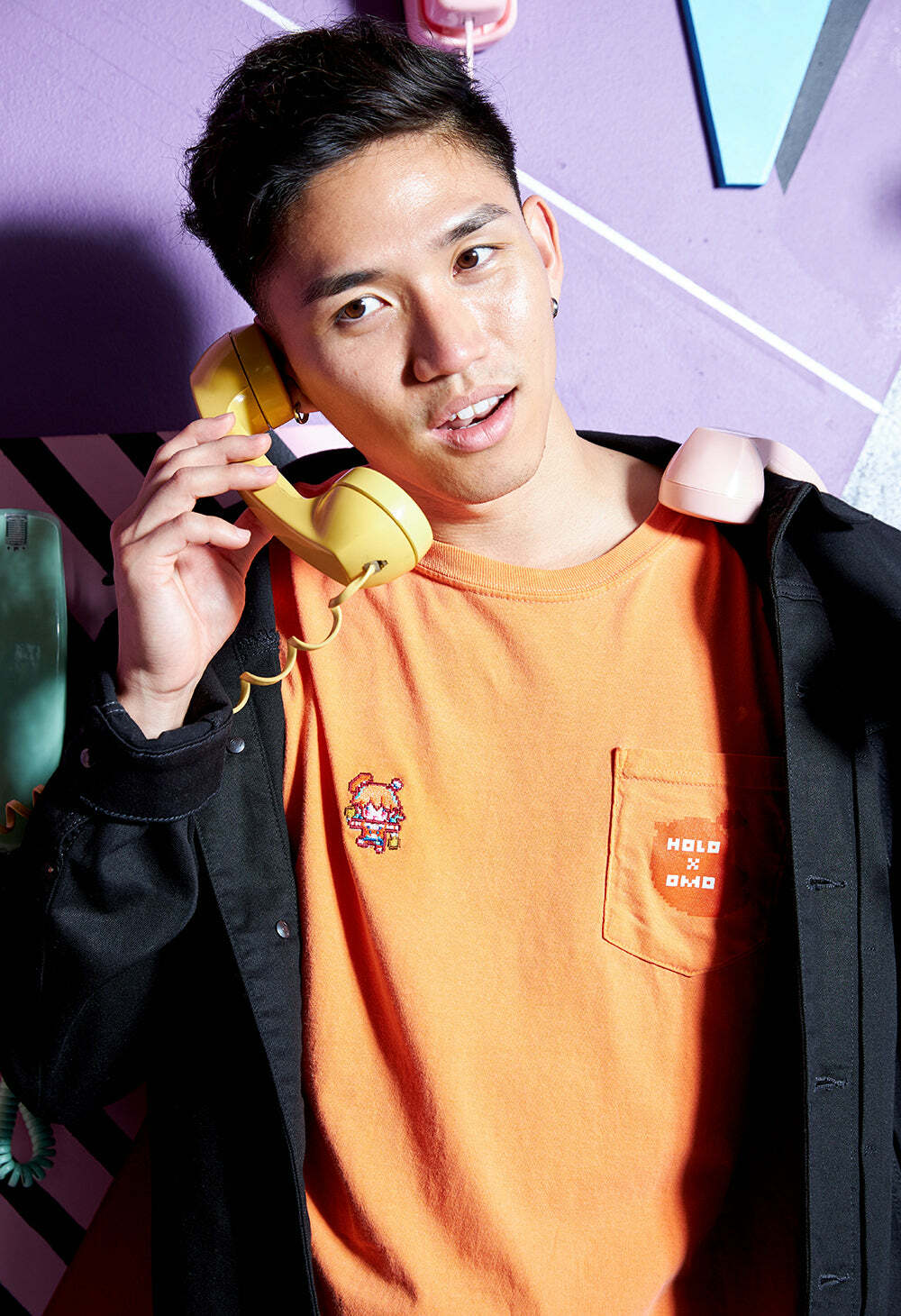 「官方代購」「第5團」Hololive EN X OMOCAT - Pixel Kiara Pocket T-Shirt