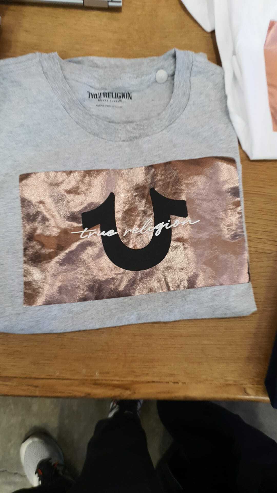 [U] TRUE RELIGION METALLIC HS SLIM CREW TEE,GREY, 205006-HEATHER GREY (UTR1)