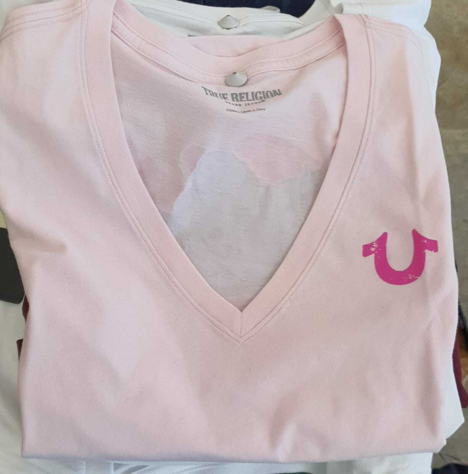 [U] TRUE RELIGION GRAFFITI BUDDHA SLIM V NECK TEE,PINK, 205174-PALE LILAC (UTR17)