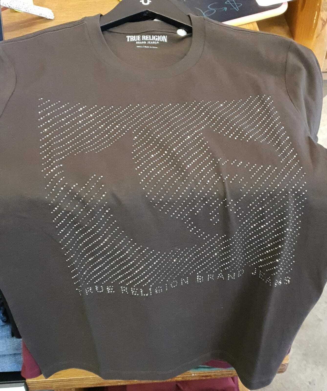 [U] TRUE RELIGION CRYSTAL TRADEMARK HS LOGO TEE,DARK BROWN, 105716-DARK BROWN (UTR33)