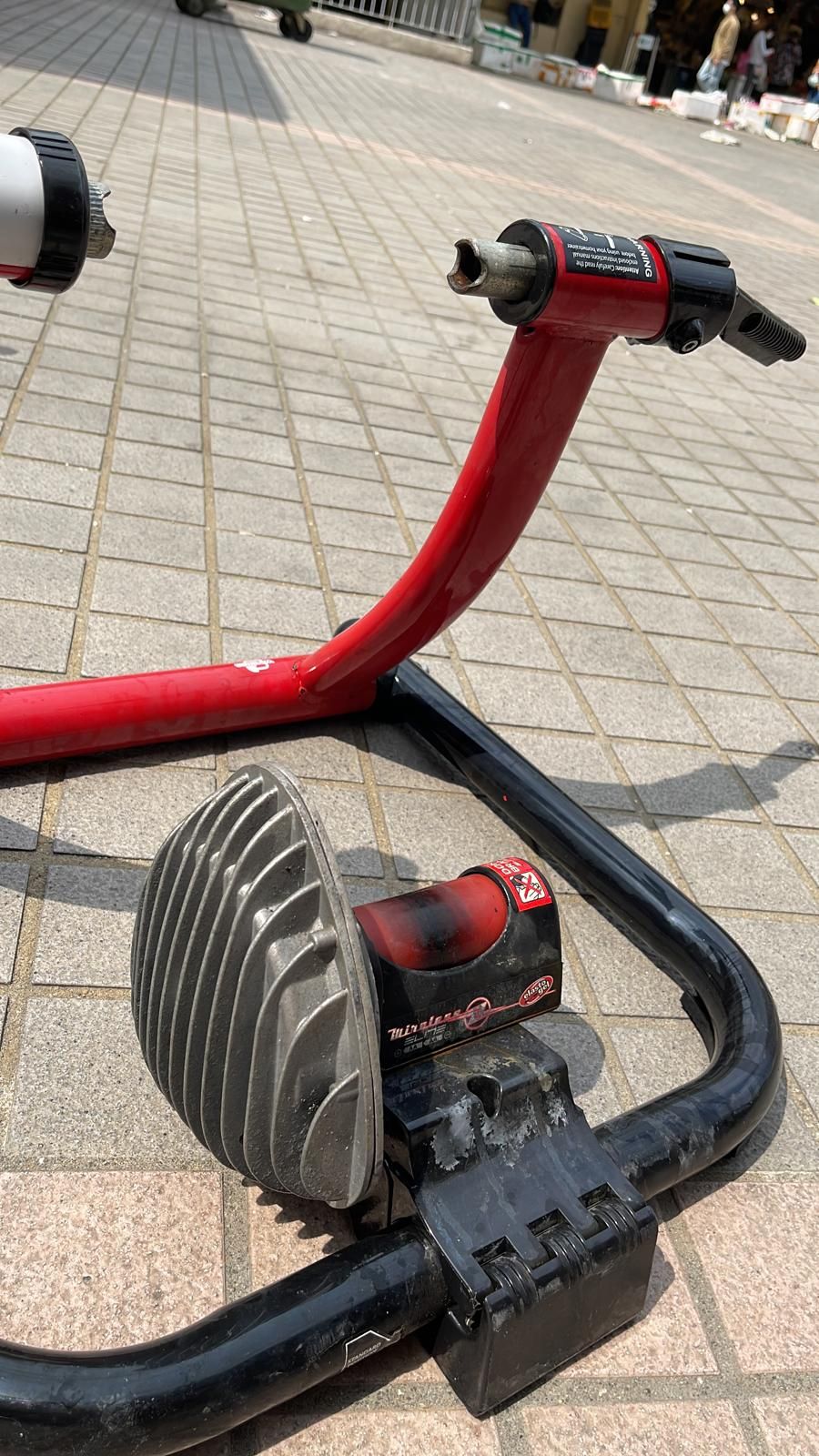 2手Elite Crono Fluid trainer