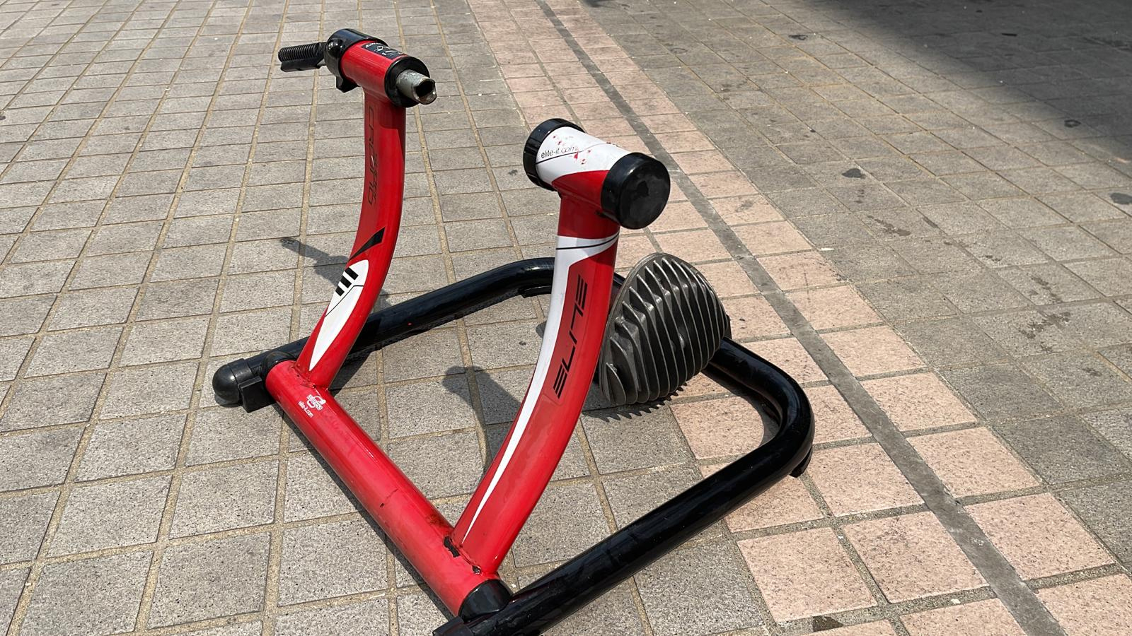 2手Elite Crono Fluid trainer