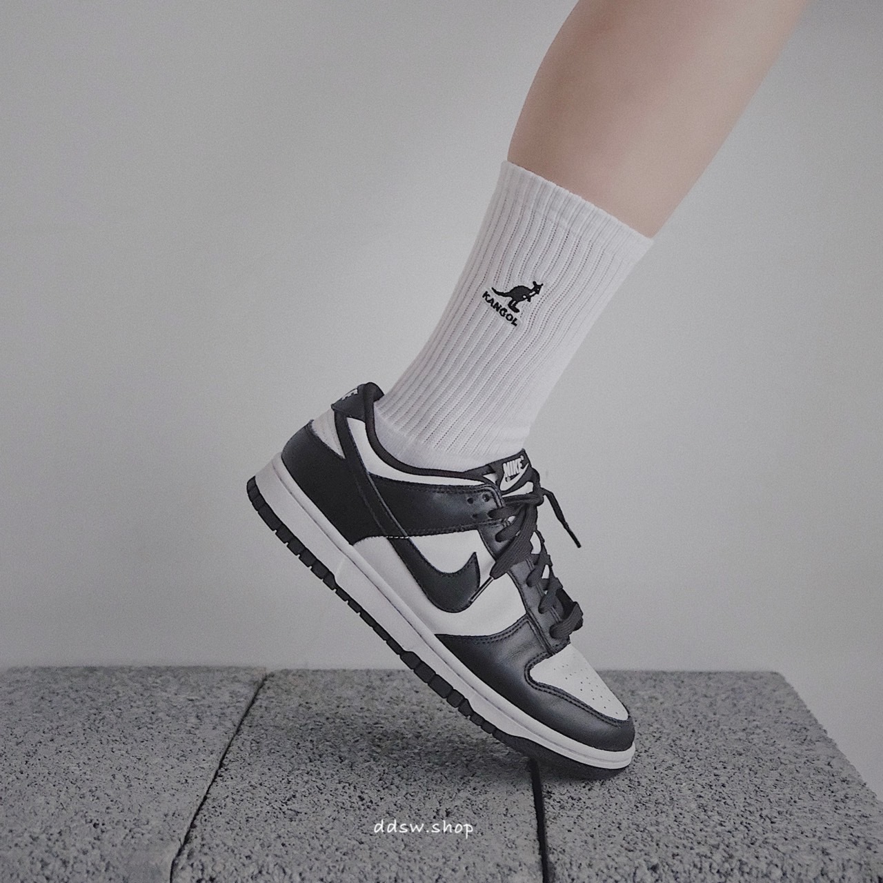 Kangol 襪子 袋鼠 刺繡LOGO 長襪 白襪 黑襪