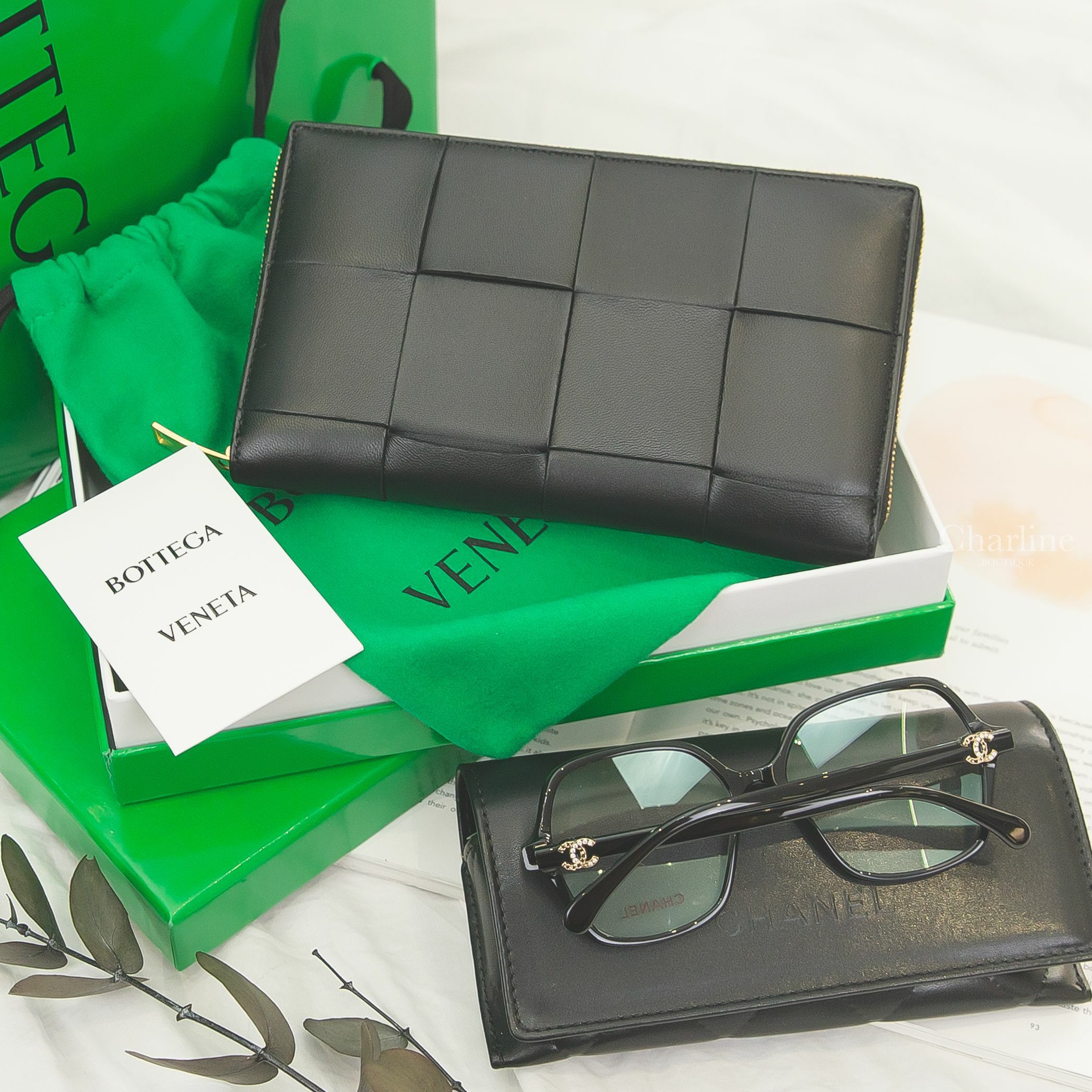 Bottega Veneta Zip Around Wallet 黑色大格子編織小羊皮混牛皮拉鍊長夾,Chanel Butterfly Sunglasses 黑色蝴蝶形側邊黑金水鑽皮穿鍊CC平光眼鏡-Charline Boutique 精品代購