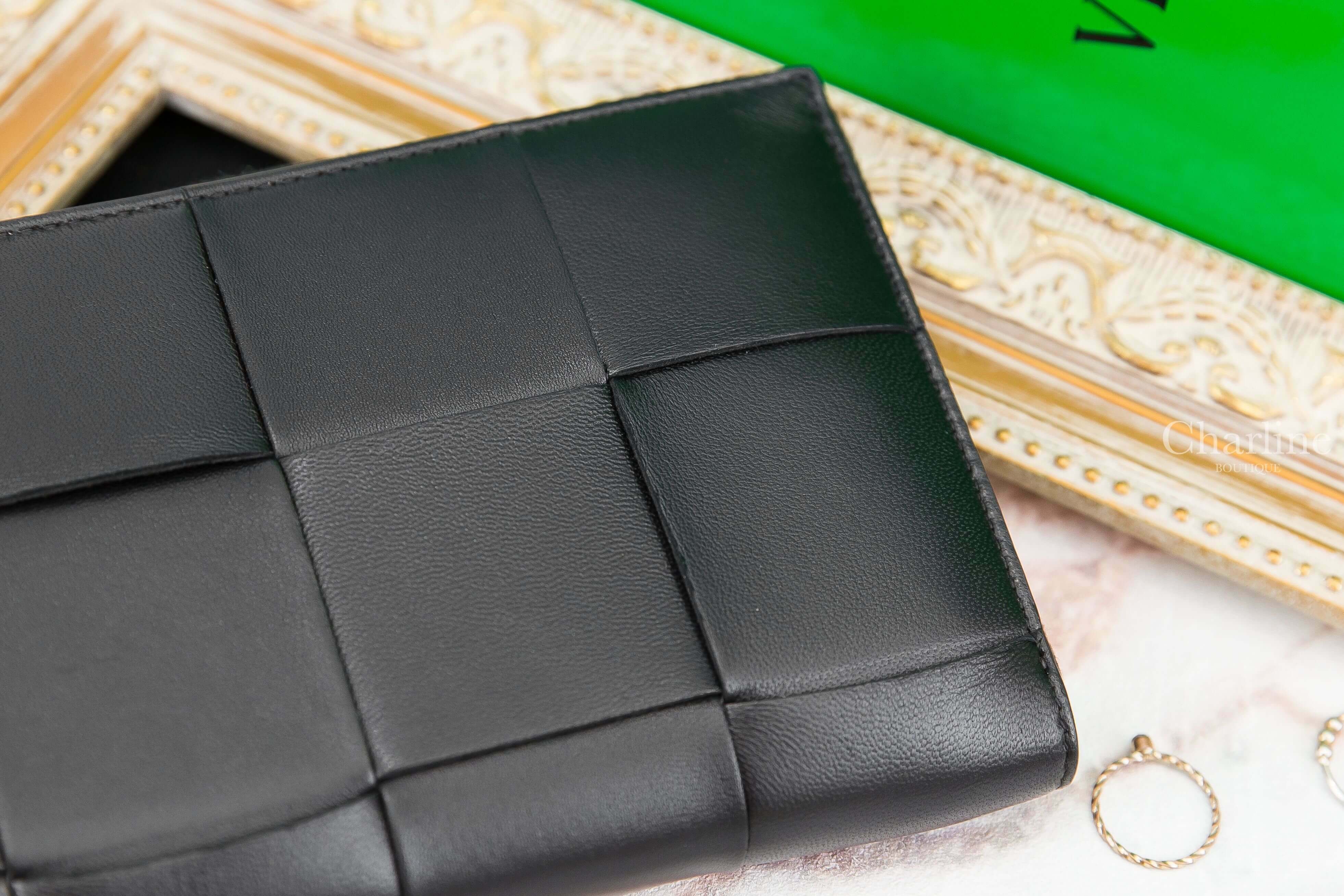Bottega Veneta Zip Around Wallet 黑色大格子編織小羊皮混牛皮拉鍊長夾