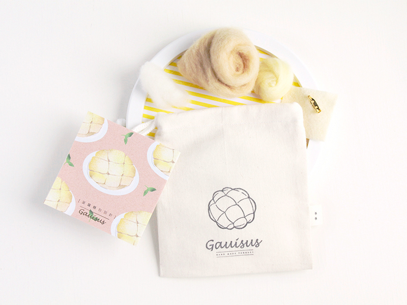 樂洋・好好玩羊毛氈材料包-迷你菠蘿麵包別針