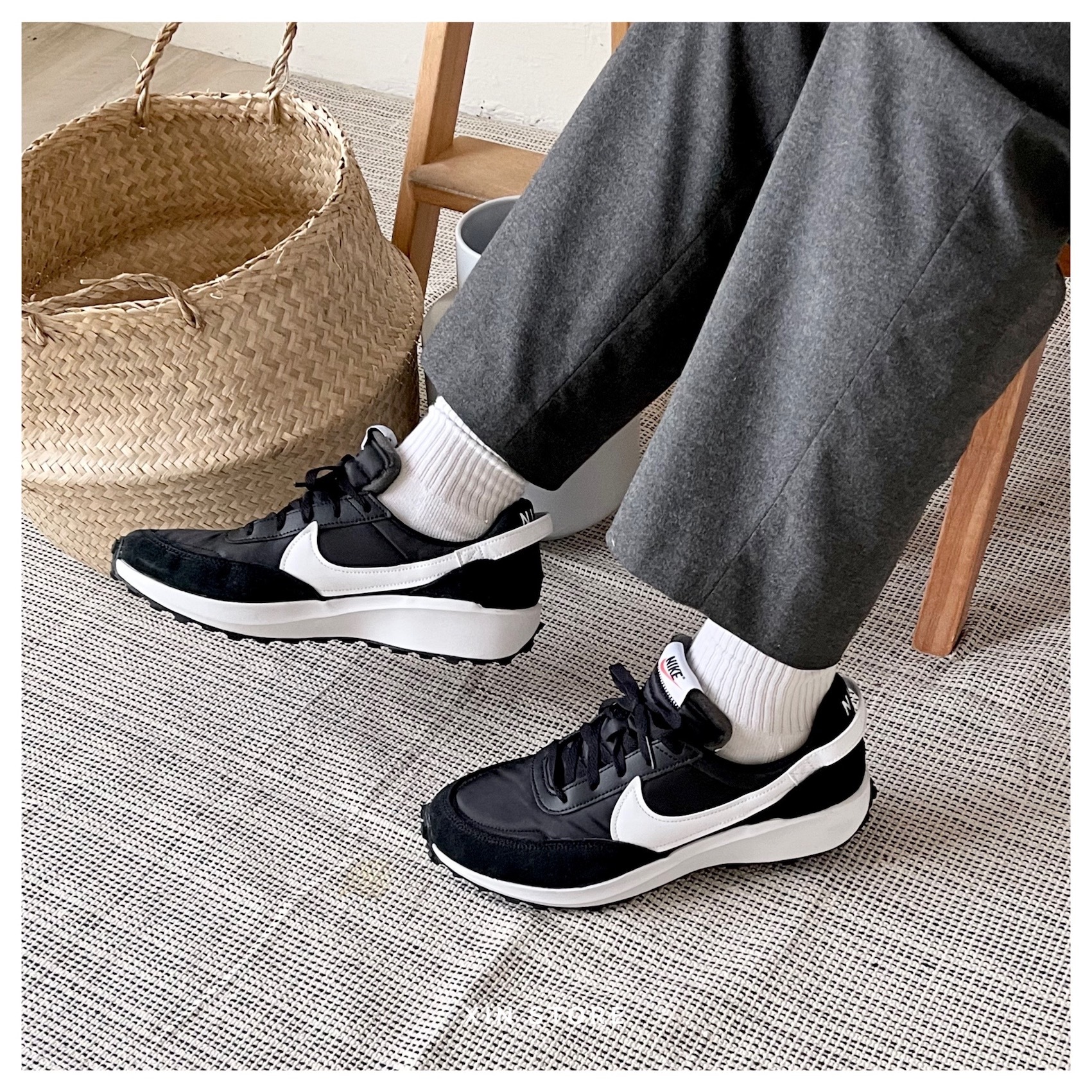 【現貨】Nike Waffle Debut 小Sacai 平民版Sacai 解構  麂皮 厚底 增高 黑白