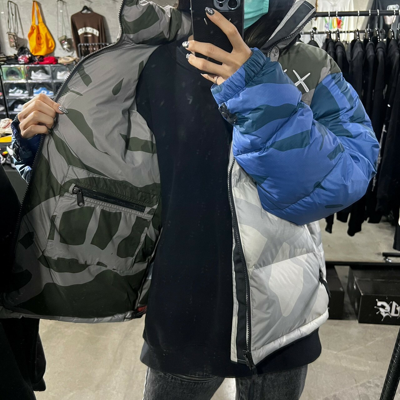KAWS X THE NORTH FACE Edition Down Jacket KAWS X THE NORTH FACE Edition Down Jacket