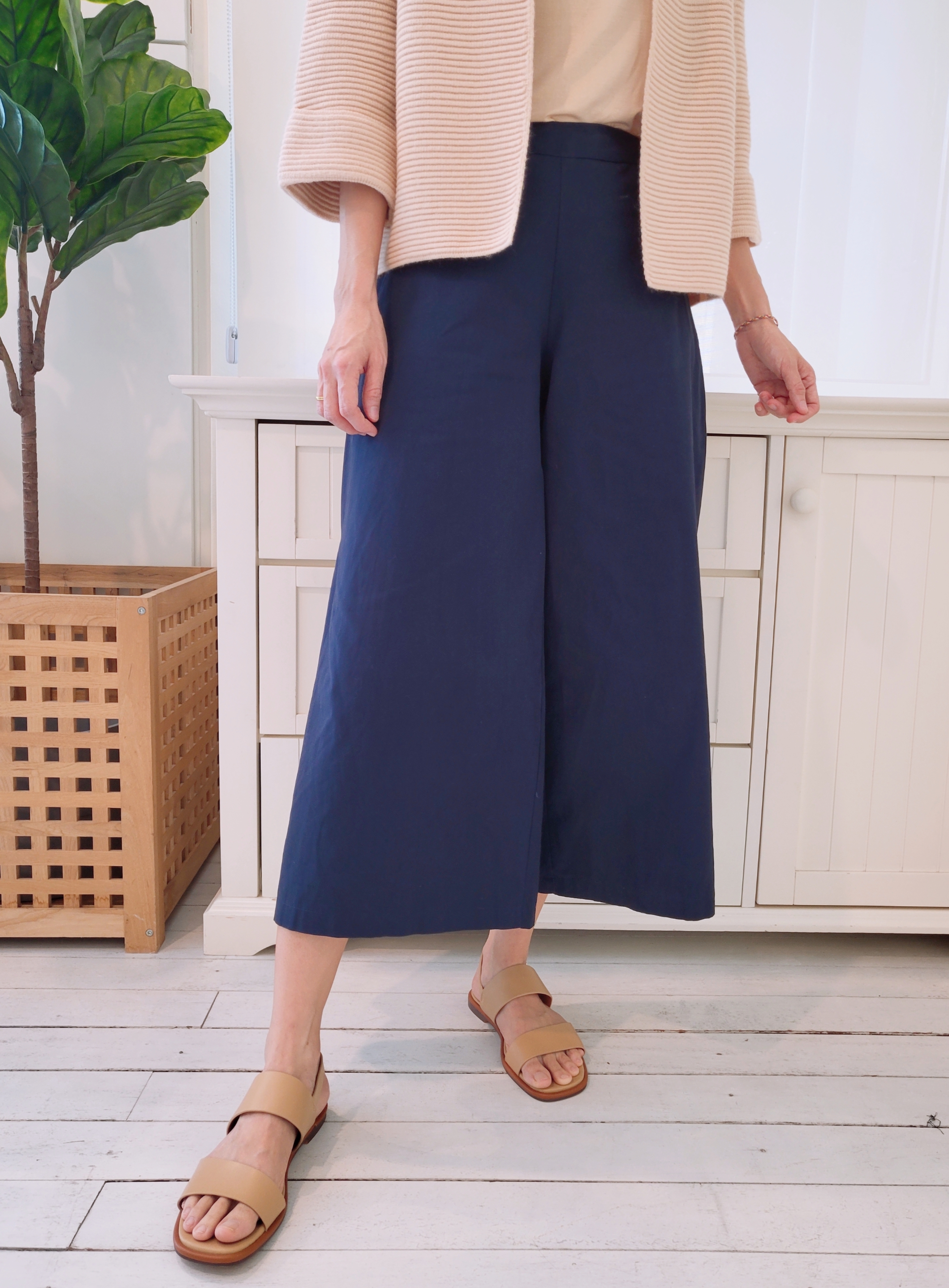CASUAL RUBBER WAIST WIDE LEG PANT