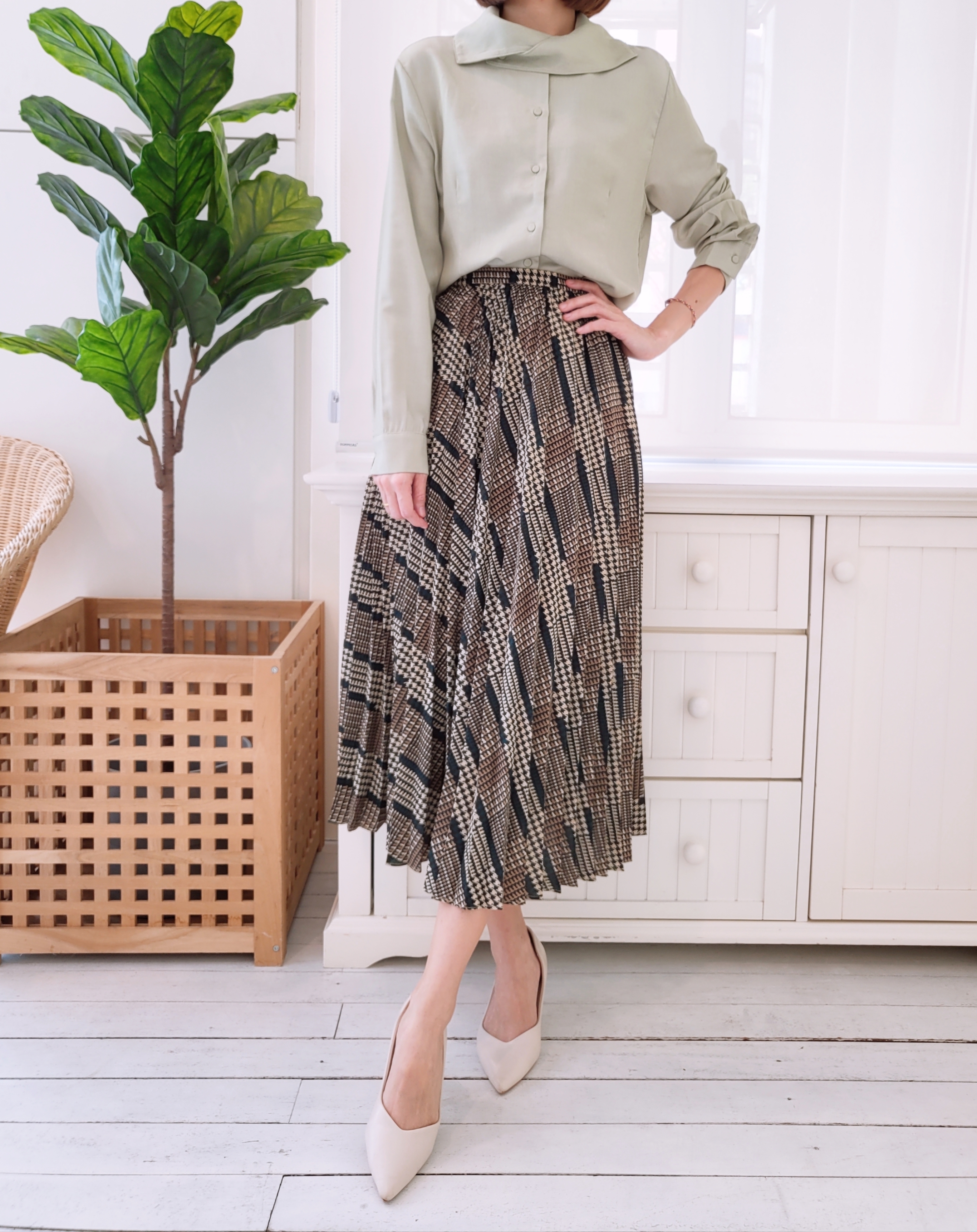 PRINTED PLEAT SKIRT