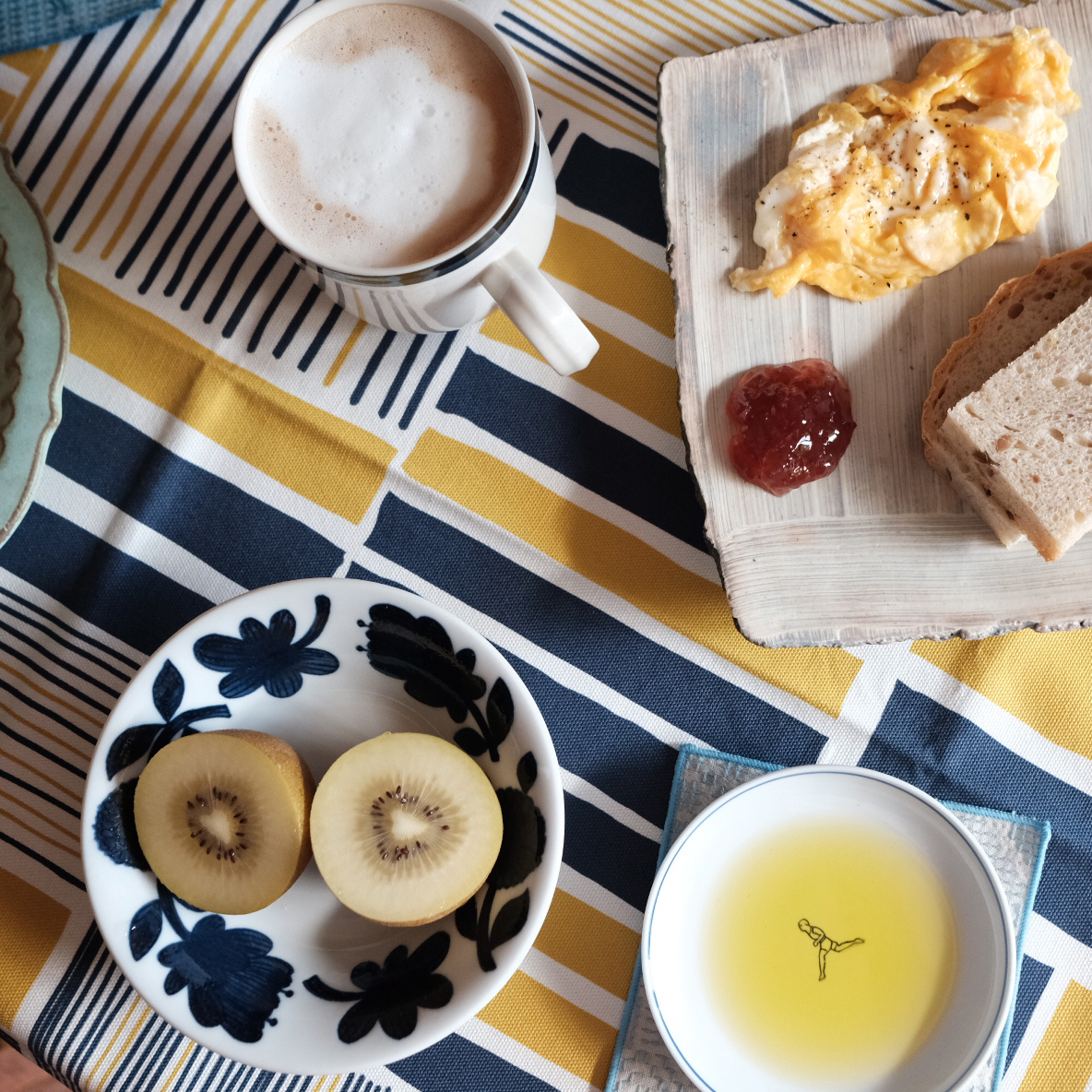 純棉帆布餐墊 / 鐵皮屋黃藍（大花紋）