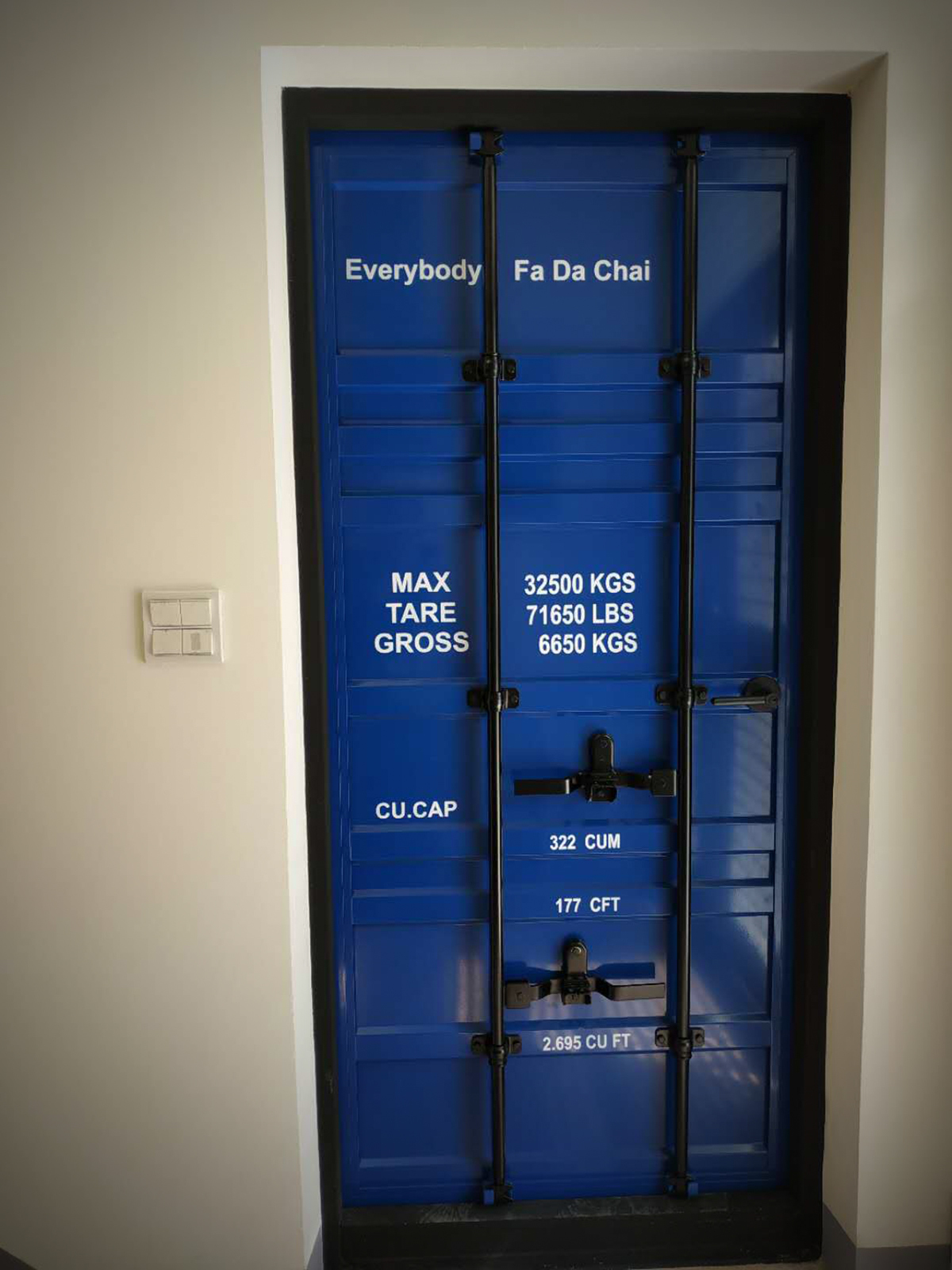 台灣製作全鐵製仿真貨櫃門