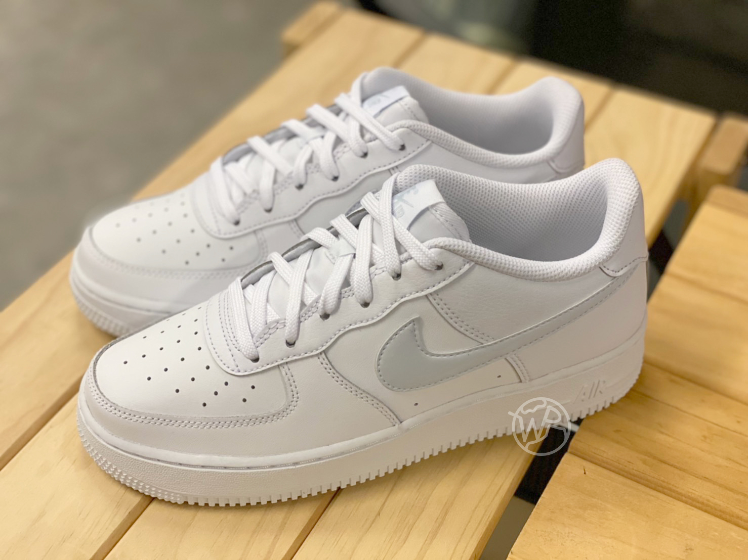 NIKE AIR FORCE 1 白女鞋大童CT3839-106 [EW]