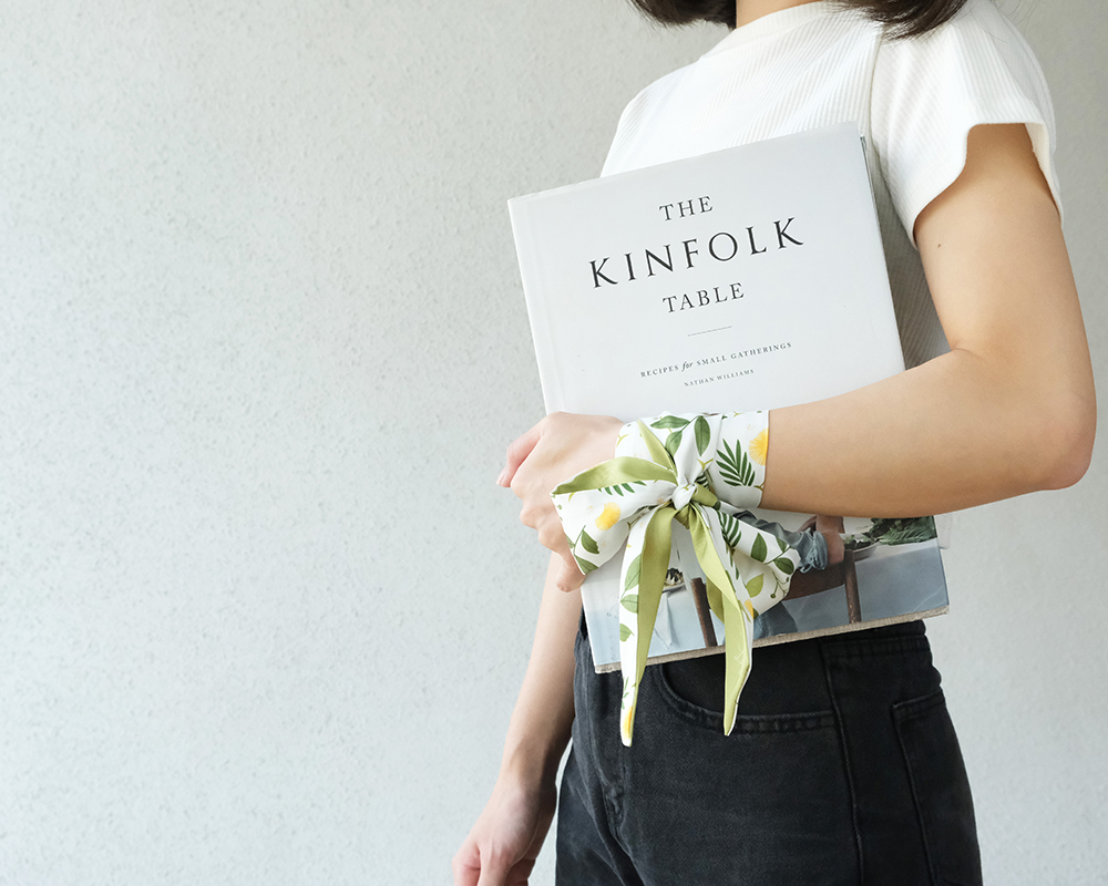 洋桔梗手繪絲巾 / 領巾 / 飄帶 / 髮帶