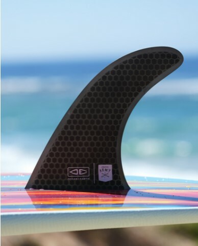 O&E CREATIVE ARMY SINGLE FIN　7インチ OCAEN EARTH & Creative Army Single Fin 長板舵｜強尼玫瑰衝浪學校