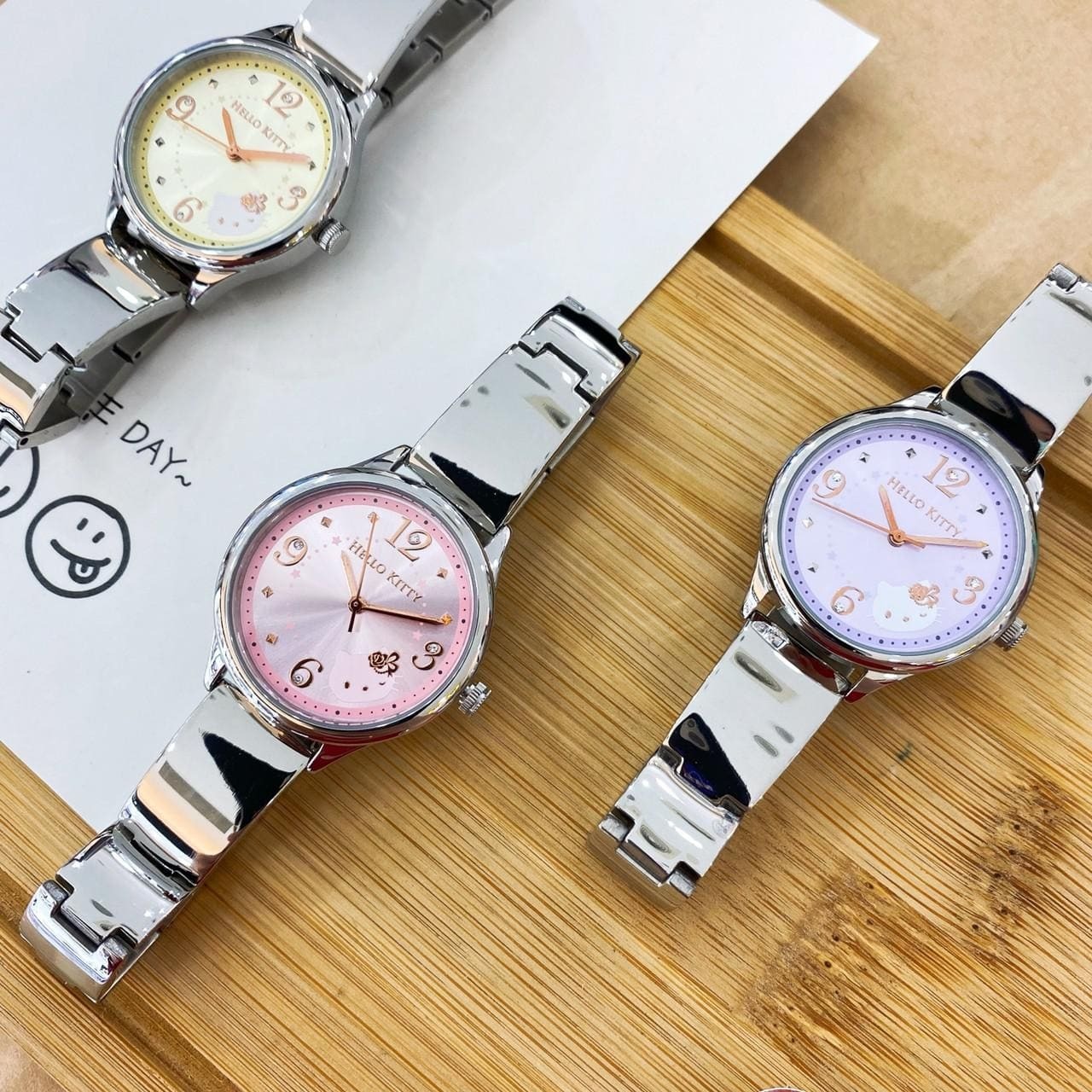 【HELLO KITTY】凱蒂貓時尚星鑽手錶  LK705LWPA(粉) / LK705LWVA(紫) / LK705LWKA(黃)  (31mm)  現代鐘錶