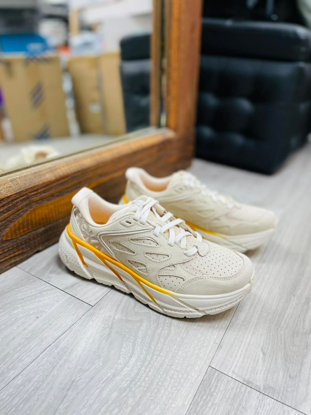 {現貨} Hoka One One Clifton L Suede "Beige/Yellow"