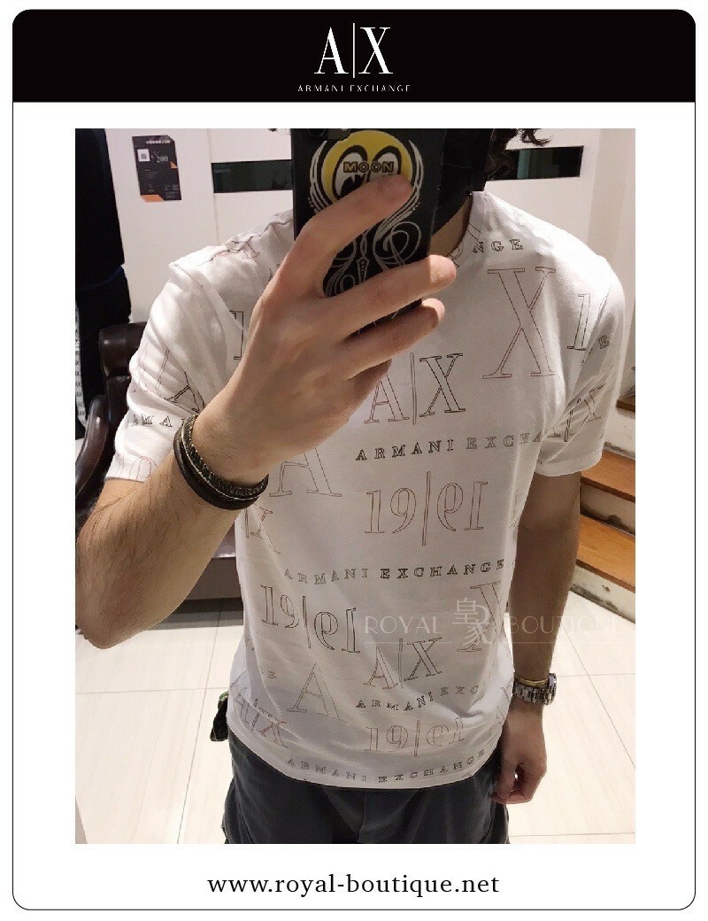Armani Exchange 雙色膠印滿版英字短T