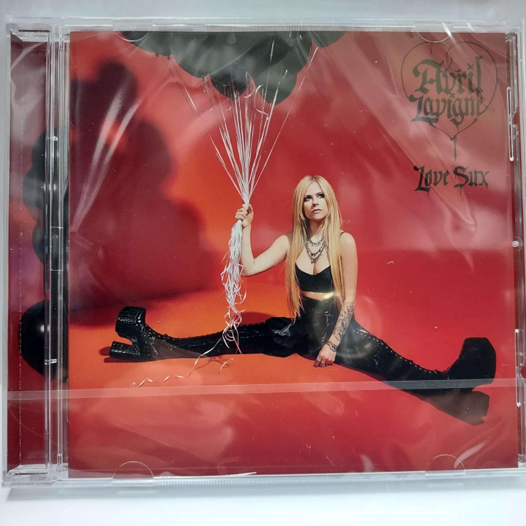 Avril Lavigne / Love Sux   艾薇兒 / 愛是個爛東西