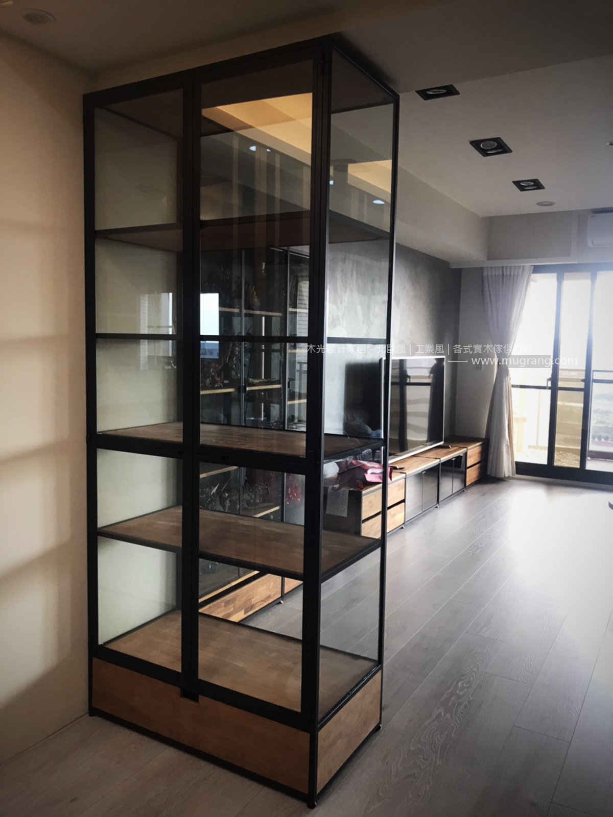 LOFT實木玻璃收納展示櫃(可訂製)