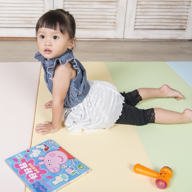 兒童4cm抗菌摺疊遊戲地墊(四折S款)-粉嫩色