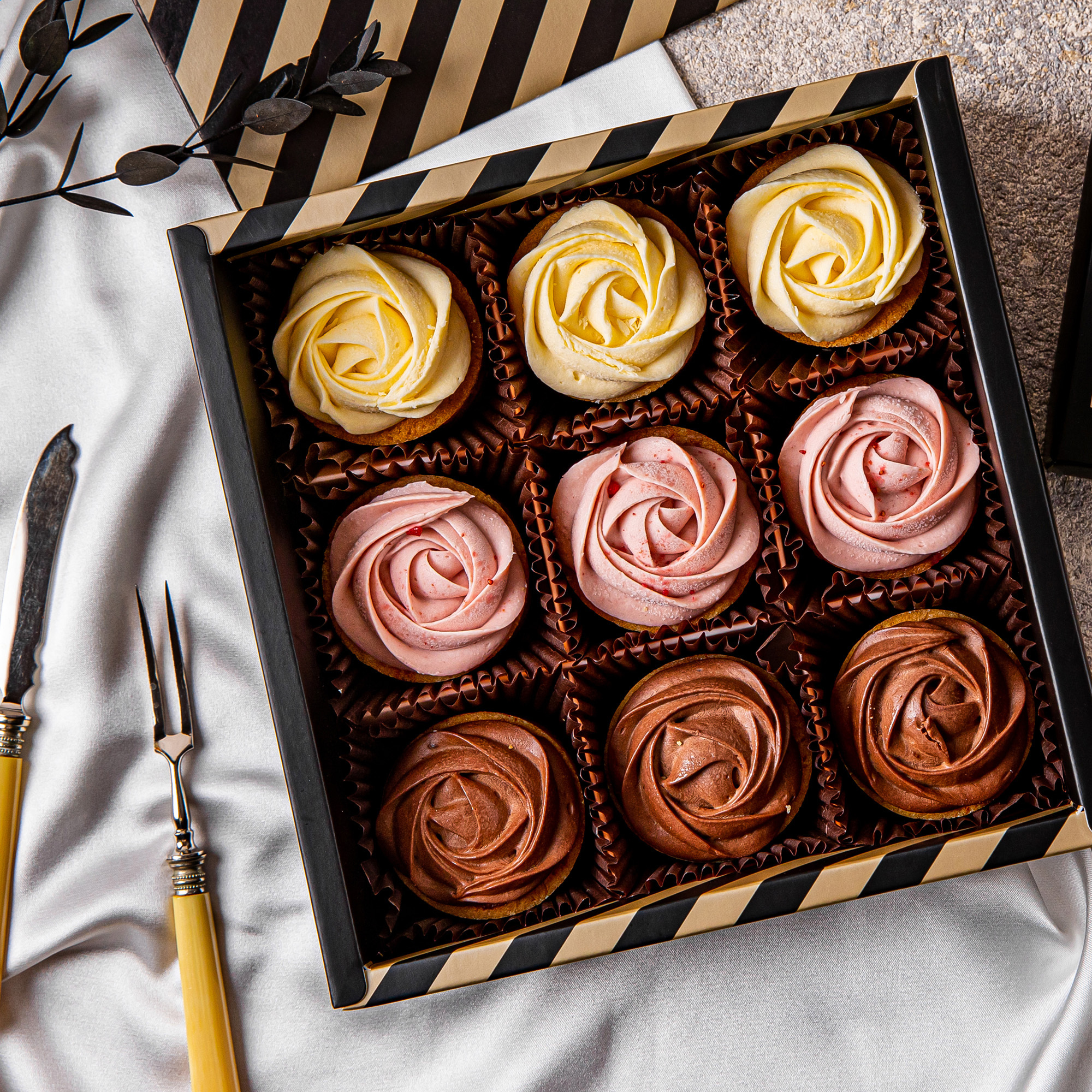 【米樂客】夢幻玫瑰乳酪塔 9入禮盒｜優雅細緻的酸甜滋味｜無麩質|低糖無負擔