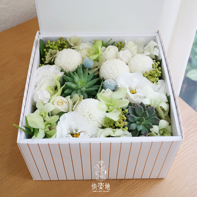 清新禮讚 I 鮮花禮盒 flowers in box  AB220300