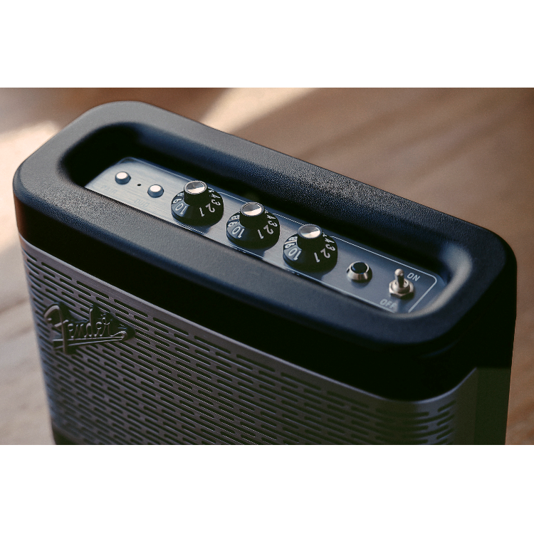 【美品】FENDER Newport 2 Bluetooth Speaker Fender Newport 2 Bluetooth Speaker - Black / Champagne - UFOSTORE