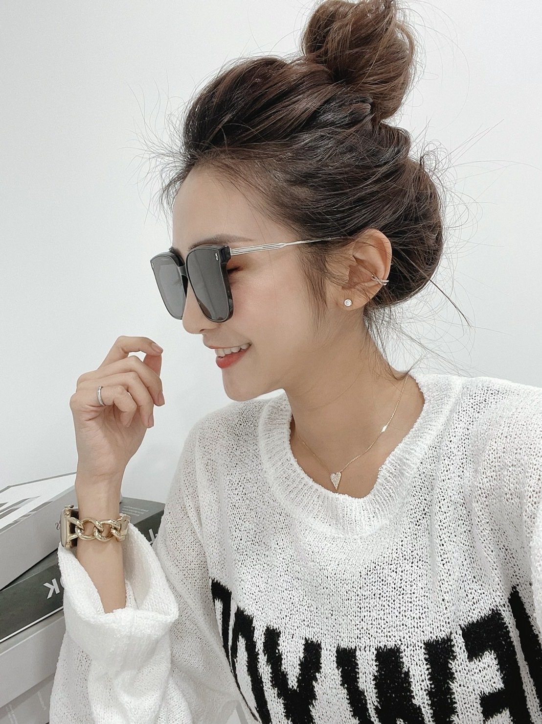 🔥03.09直播新品］💥送HASHTAG 品牌眼鏡盒+擦拭布］歐美必收瘦小臉抗UV超質感膠框墨鏡（兩色）