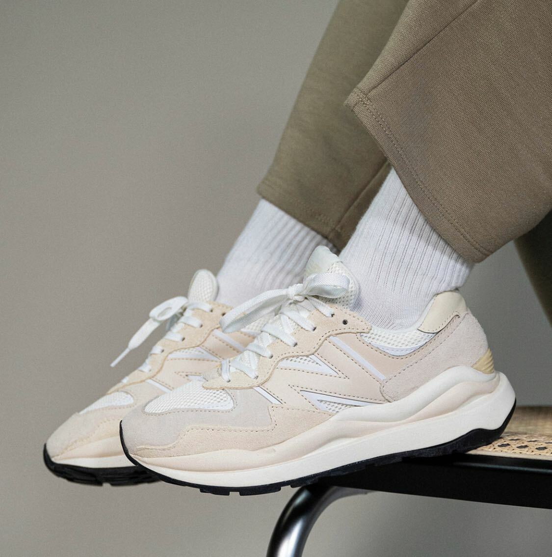 New Balance 57/40 米色 淡奶茶